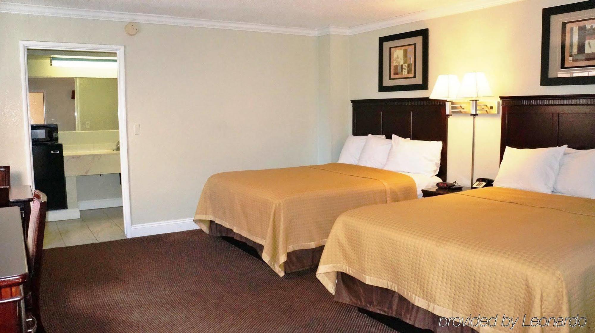 Dream Inn Fresno Esterno foto