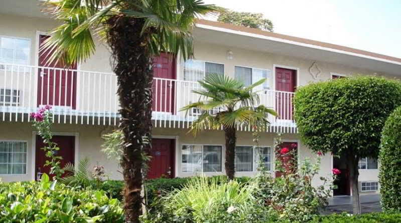 Dream Inn Fresno Esterno foto