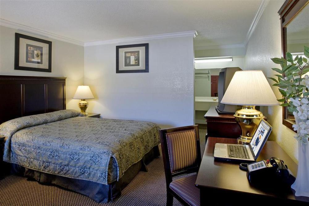 Dream Inn Fresno Camera foto